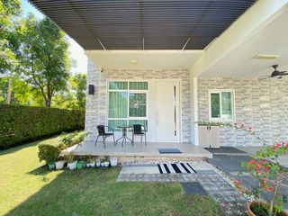 For sale 3 bedrooms house in Lat Krabang, Bangkok
