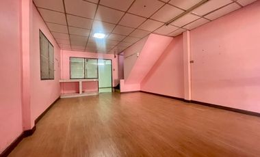 For sale 2 bed townhouse in Bang Khae, Bangkok