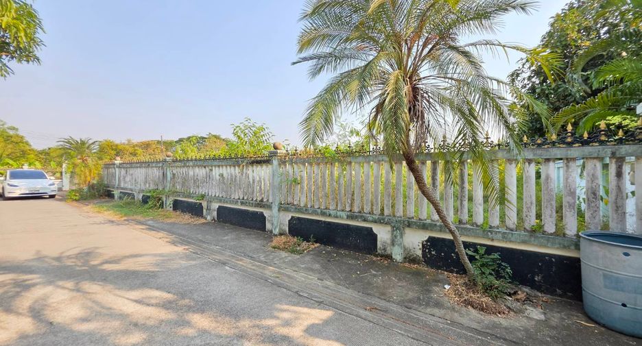 For sale land in Bang Khen, Bangkok