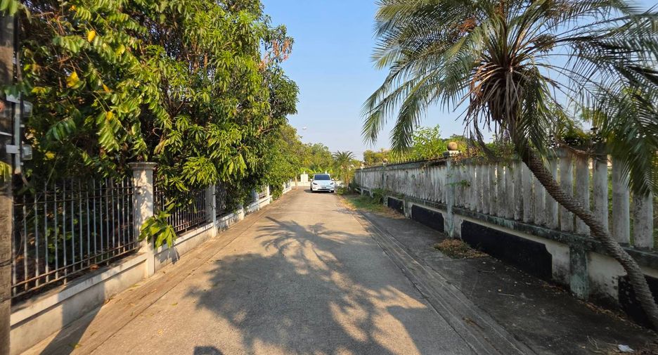 For sale land in Bang Khen, Bangkok