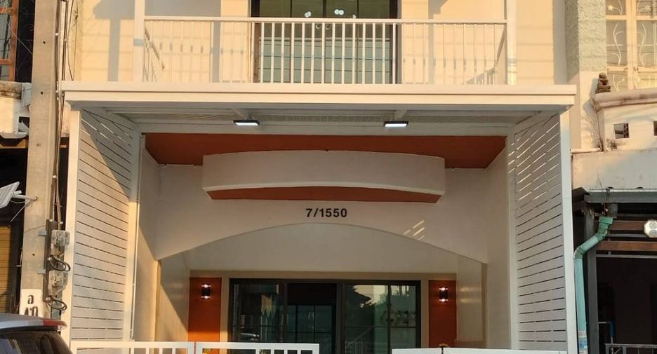 For sale 3 Beds townhouse in Sai Noi, Nonthaburi