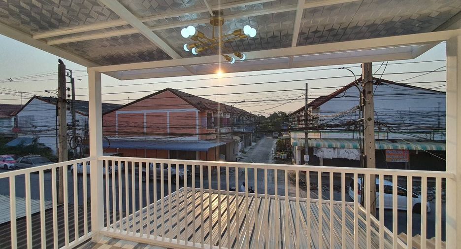 For sale 3 Beds townhouse in Sai Noi, Nonthaburi