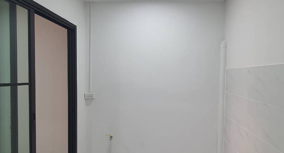For sale 3 Beds townhouse in Sai Noi, Nonthaburi