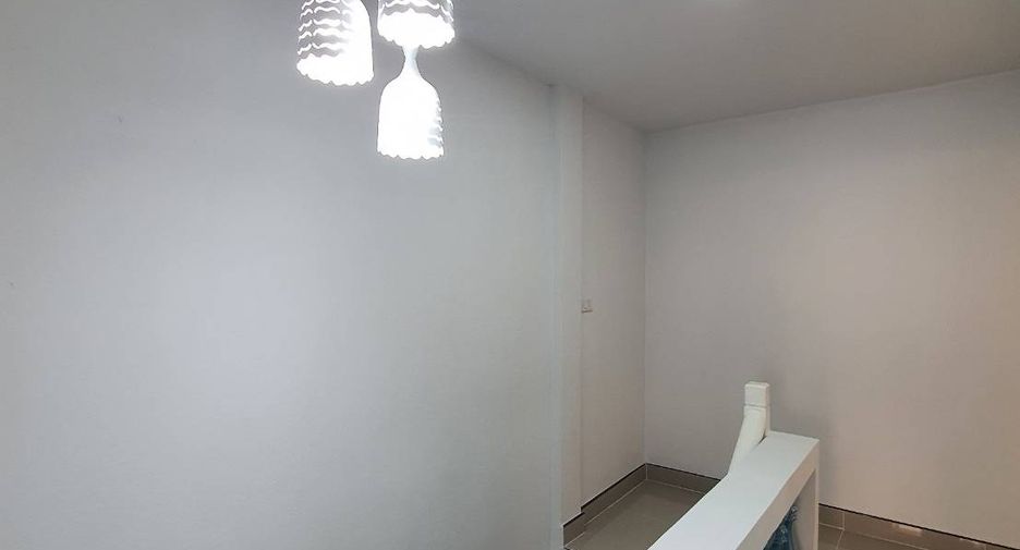 For sale 3 Beds townhouse in Sai Noi, Nonthaburi