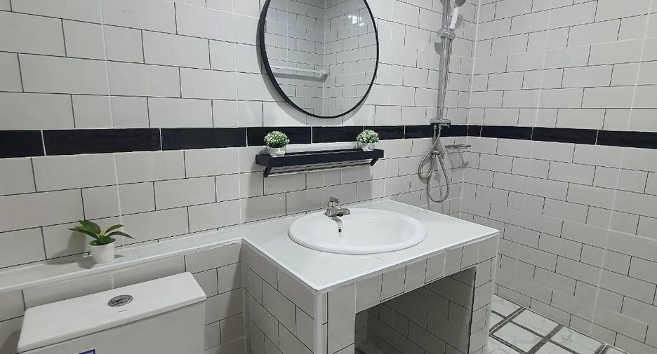 For sale 3 Beds townhouse in Sai Noi, Nonthaburi