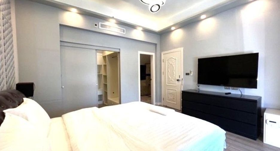Haus zum Kauf mit 4 Zimmer in Bang Lamung, Chonburi