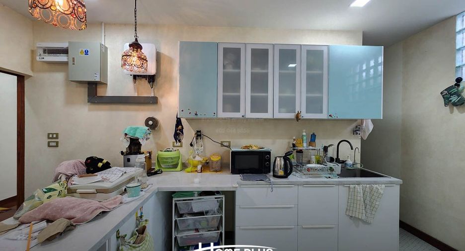 Haus zum Kauf mit 1 Zimmer in Lat Krabang, Bangkok