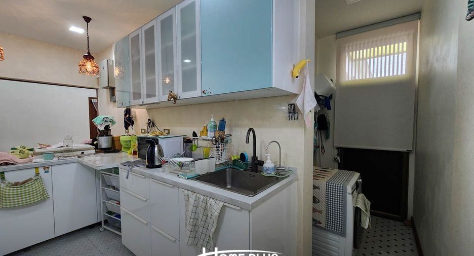 Haus zum Kauf mit 1 Zimmer in Lat Krabang, Bangkok