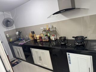 Casa en alquiler de 4 habitaciones en Bang Phli, Samut Prakan