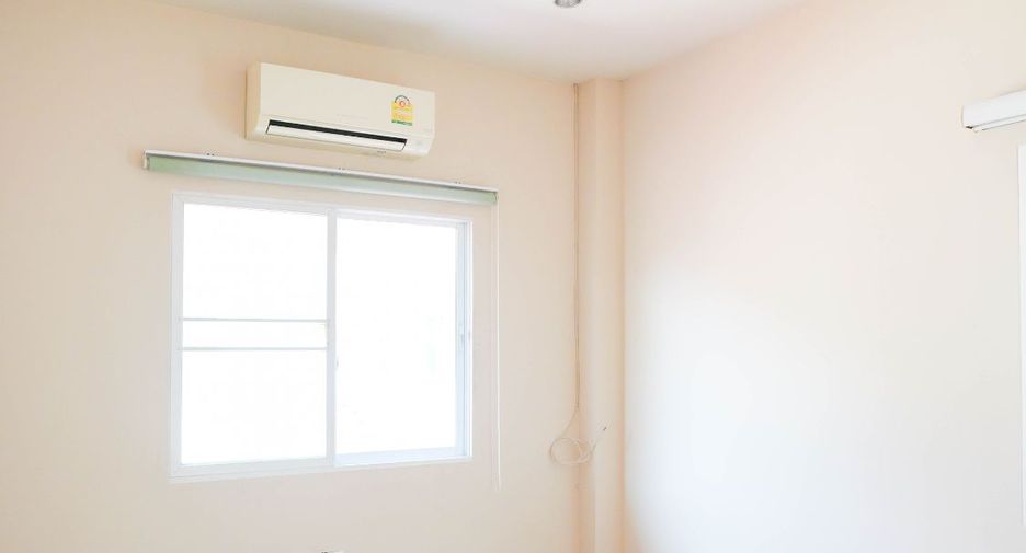 For sale 3 bed house in Mueang Nonthaburi, Nonthaburi