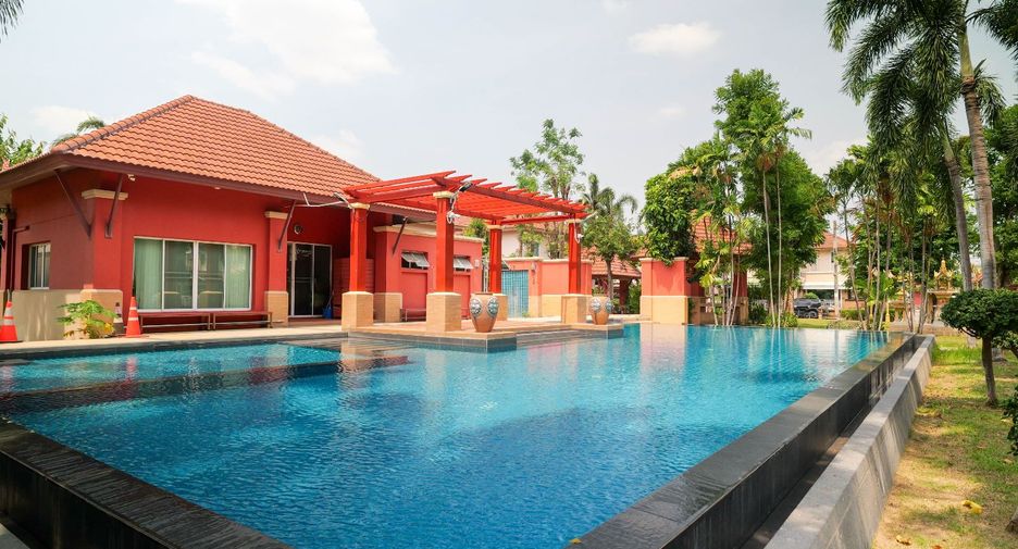 For sale 3 bed house in Mueang Nonthaburi, Nonthaburi
