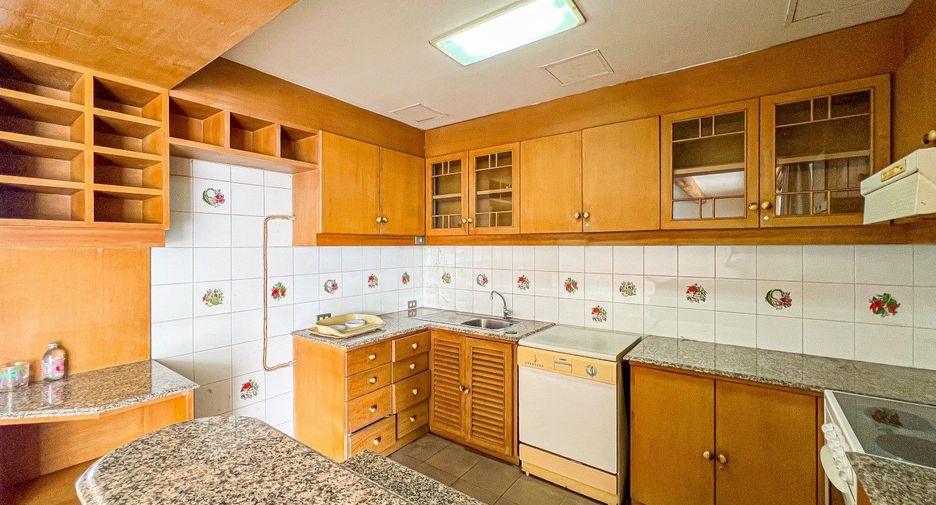 For sale 3 bedrooms condo in Bang Lamung, Chonburi