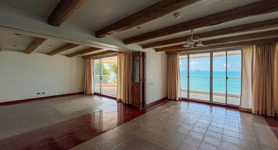 For sale 3 bedrooms condo in Bang Lamung, Chonburi