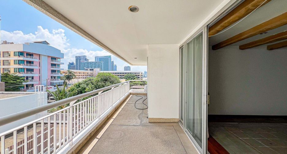 For sale 3 bedrooms condo in Bang Lamung, Chonburi