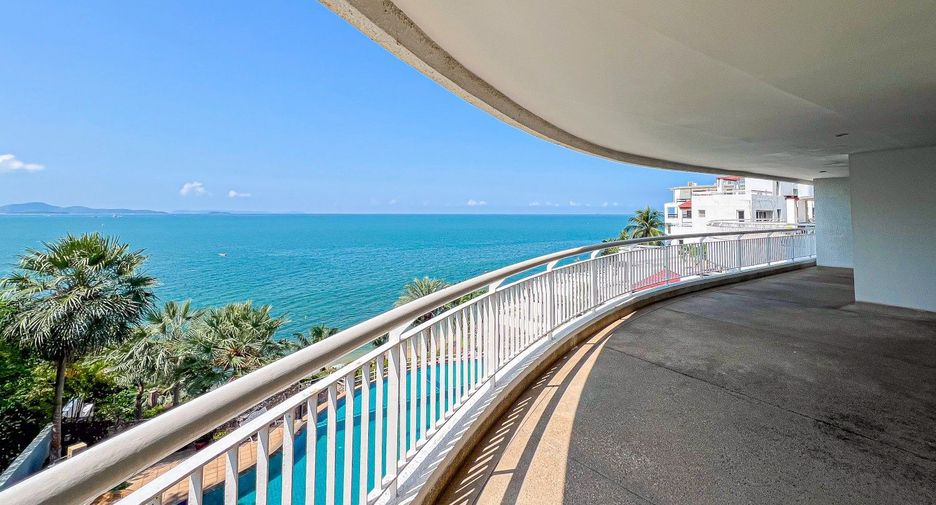 For sale 3 bedrooms condo in Bang Lamung, Chonburi