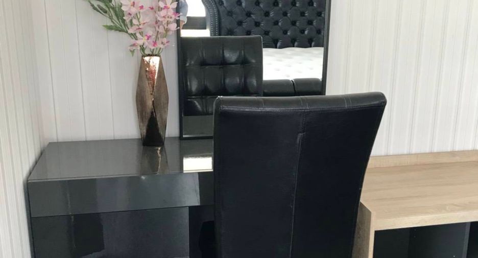 Haus zur Miete mit 4 Zimmer in Bang Phli, Samut Prakan