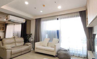 For sale 2 bed condo in Phaya Thai, Bangkok