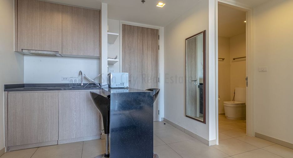 For rent 1 bed condo in Bang Lamung, Chonburi