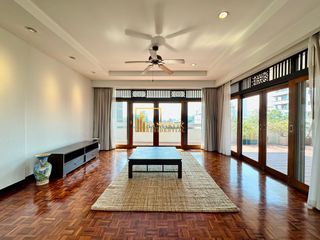Apartamento en alquiler de 4 habitaciones en Sathon, Bangkok