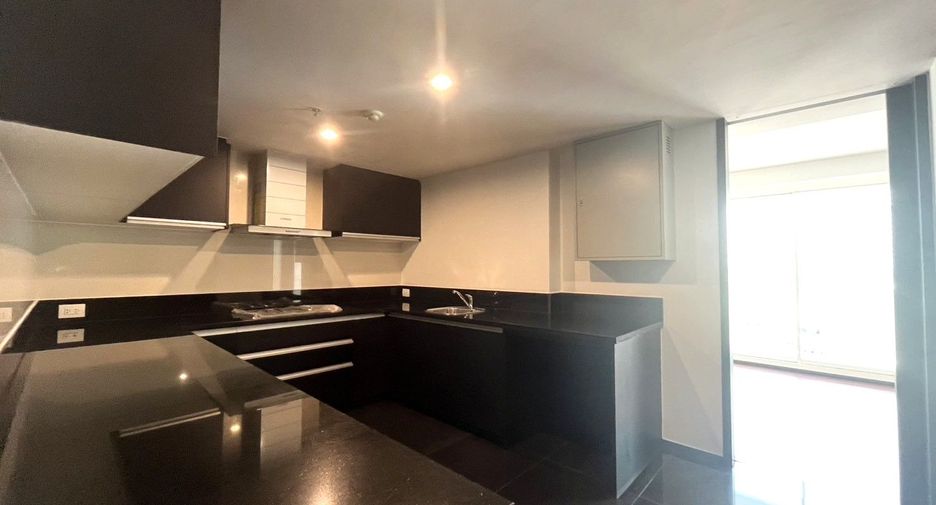 For sale 2 bedrooms condo in Pathum Wan, Bangkok