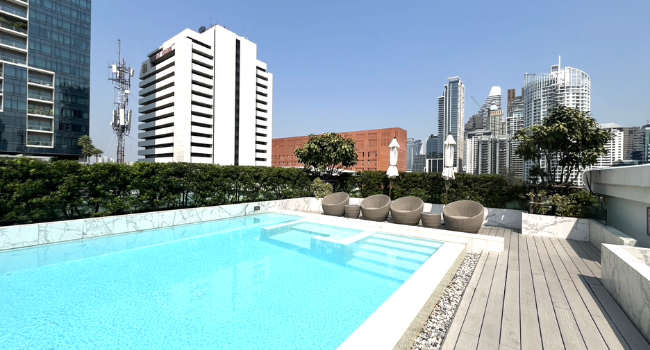 For sale 2 bedrooms condo in Pathum Wan, Bangkok