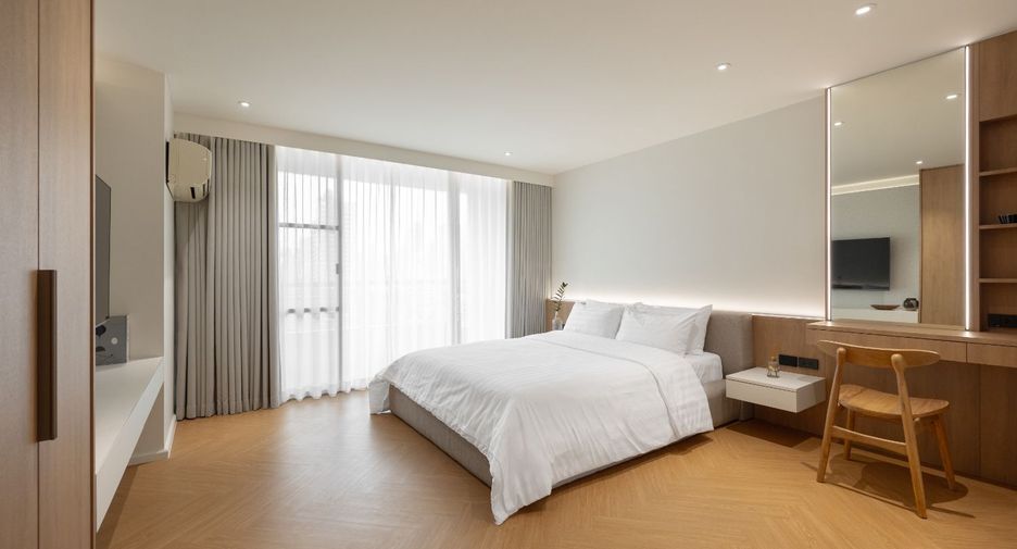 Condo en alquiler de 3 habitaciones en Watthana, Bangkok