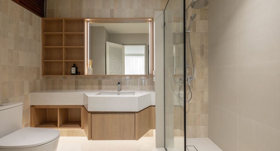 Condo en alquiler de 3 habitaciones en Watthana, Bangkok