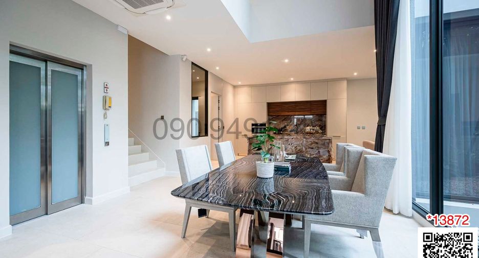 Casa en alquiler de 4 habitaciones en Suan Luang, Bangkok