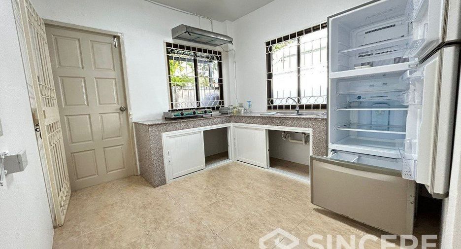 For rent 3 bedrooms house in Kathu, Phuket