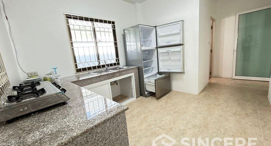 For rent 3 bedrooms house in Kathu, Phuket