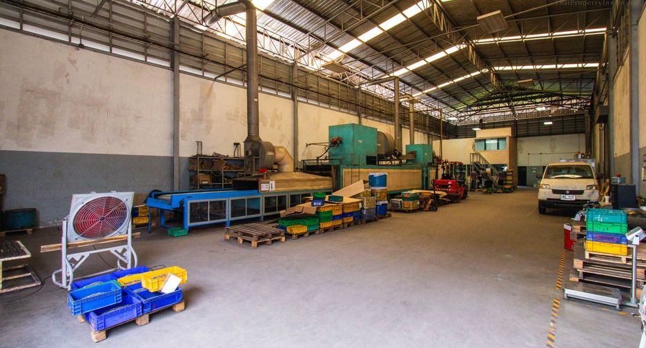 Продажа Участок в Mueang Samut Sakhon, Самутсакхон