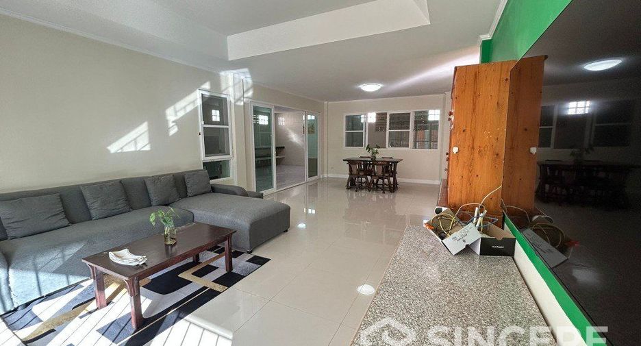 For rent 3 bedrooms house in Thalang, Phuket