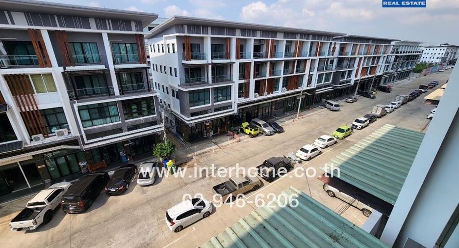 For sale 4 bed retail Space in Bang Bon, Bangkok