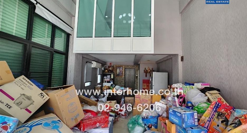 For sale 4 bed retail Space in Bang Bon, Bangkok