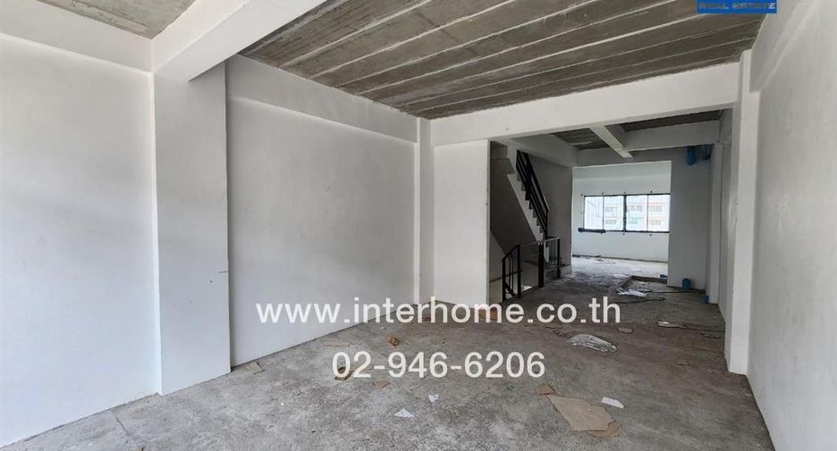 For sale 4 bed retail Space in Bang Bon, Bangkok