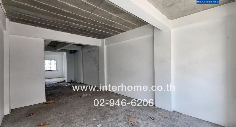 For sale 4 bed retail Space in Bang Bon, Bangkok