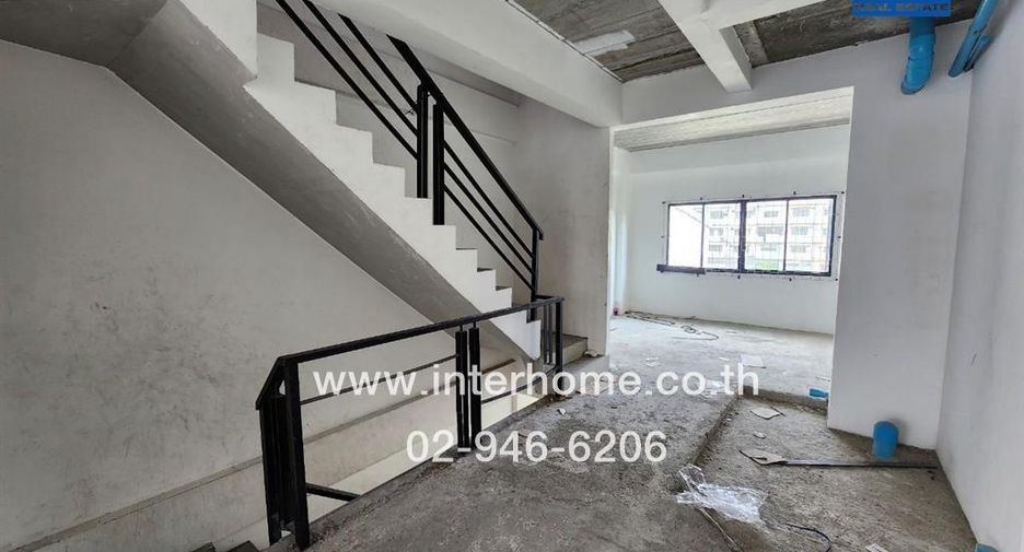 For sale 4 bed retail Space in Bang Bon, Bangkok