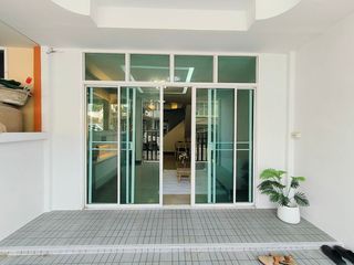 For sale 2 bed townhouse in Min Buri, Bangkok