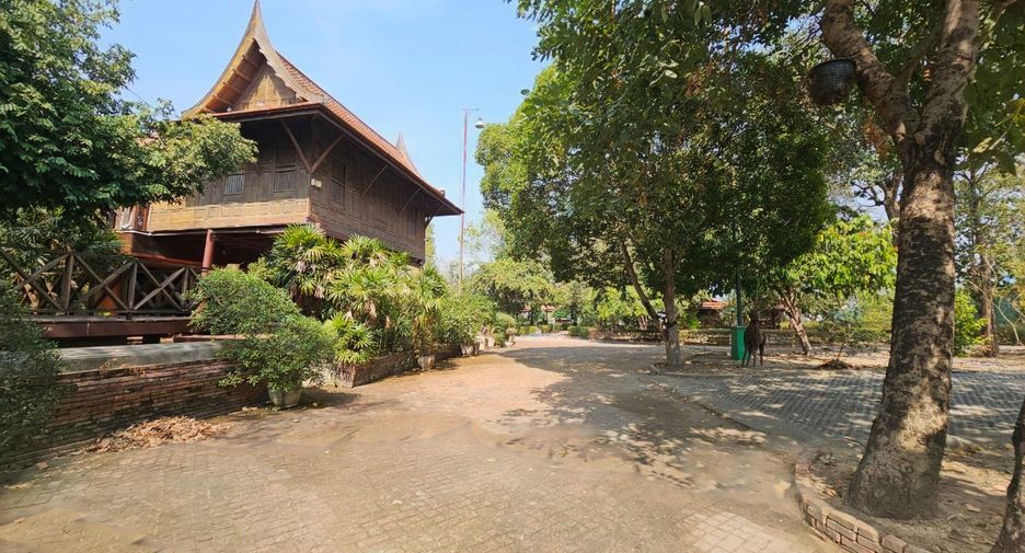For rent 7 bedrooms house in Phra Nakhon Si Ayutthaya, Phra Nakhon Si Ayutthaya
