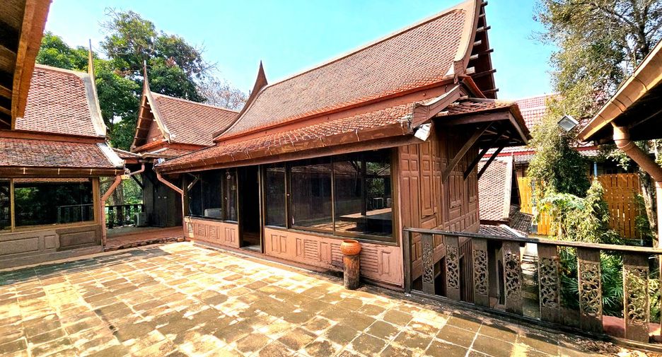 For rent 7 bedrooms house in Phra Nakhon Si Ayutthaya, Phra Nakhon Si Ayutthaya
