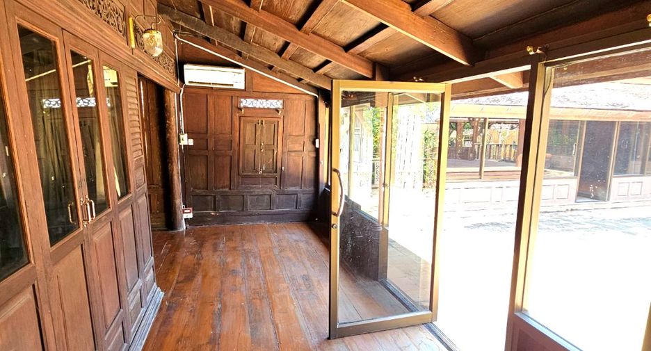 For rent 7 bedrooms house in Phra Nakhon Si Ayutthaya, Phra Nakhon Si Ayutthaya