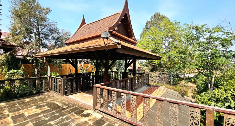 For rent 7 bedrooms house in Phra Nakhon Si Ayutthaya, Phra Nakhon Si Ayutthaya