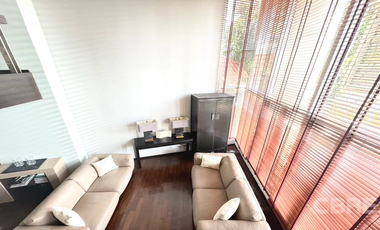 For sale 4 bedrooms townhouse in Yan Nawa, Bangkok