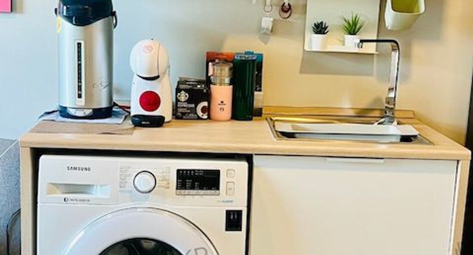 For sale 1 Beds condo in Bang Khun Thian, Bangkok