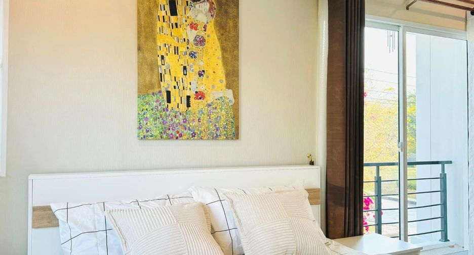 For rent 3 bedrooms house in San Kamphaeng, Chiang Mai