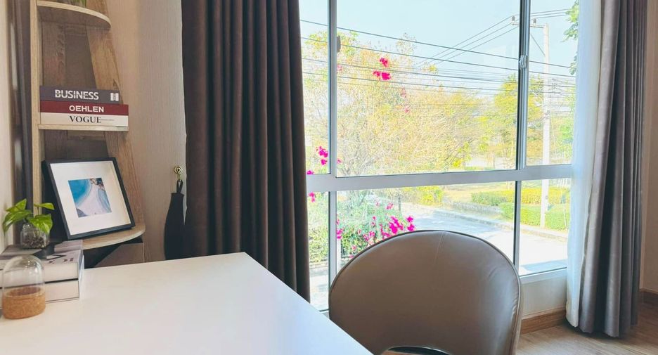 For rent 3 bedrooms house in San Kamphaeng, Chiang Mai