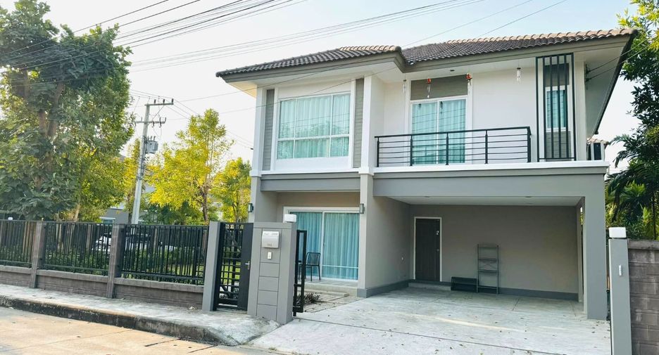 For rent 3 bedrooms house in San Kamphaeng, Chiang Mai
