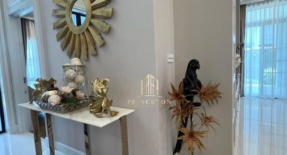 For rent and for sale 5 bedrooms house in Saphan Sung, Bangkok