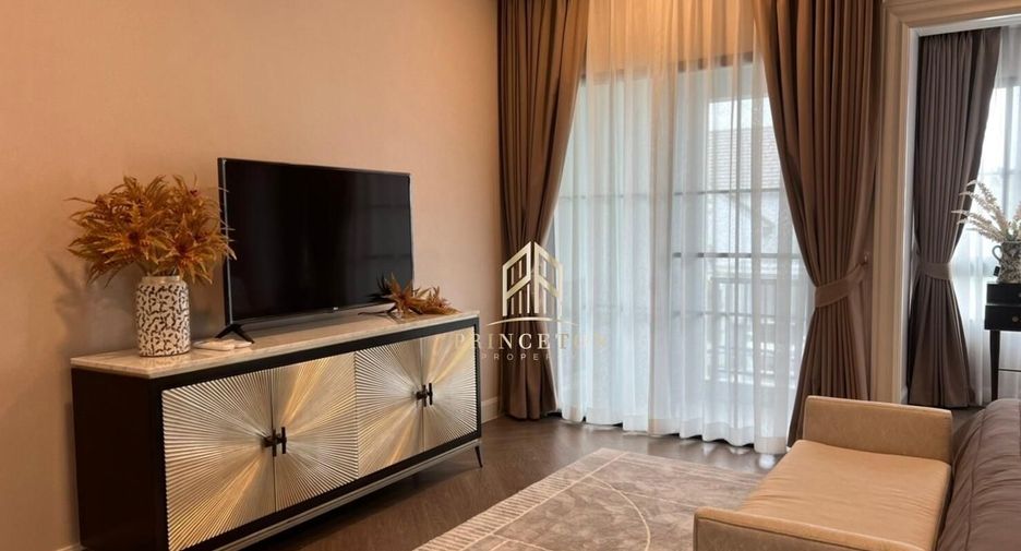 For rent and for sale 5 bedrooms house in Saphan Sung, Bangkok
