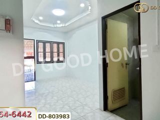 For sale 3 bedrooms townhouse in Pran Buri, Prachuap Khiri Khan